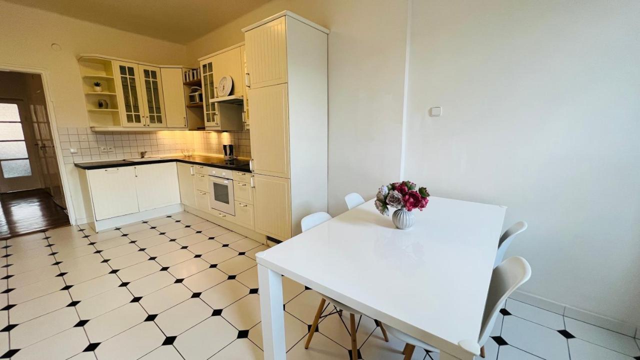 شقة Cosy Flat In The Heart Of براغ المظهر الخارجي الصورة